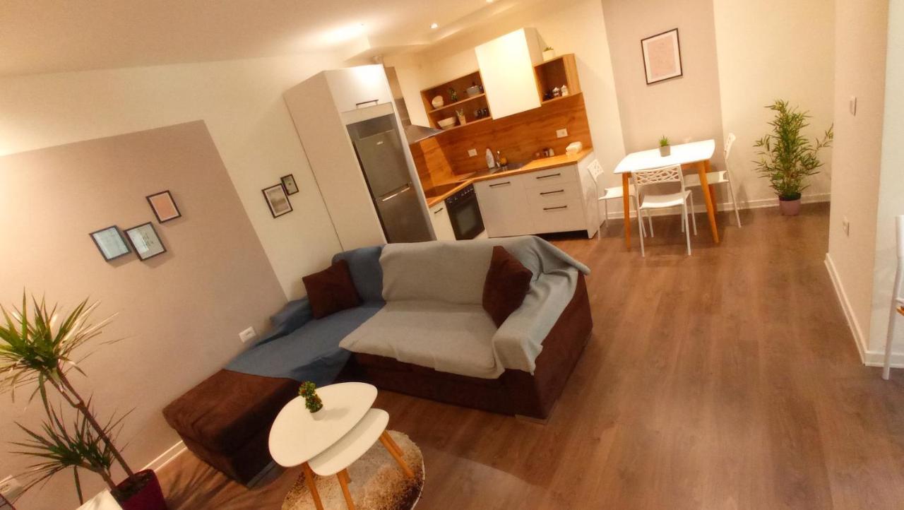 Tirana Apartment Garda Luaran gambar
